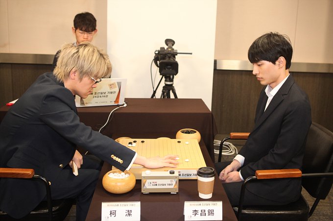 韩国首尔大学医学院教授决定自6月17日起全面停诊